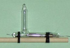 馬可尼設計的金屬屑凝聚器(coherer)