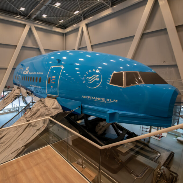 KLM-Cabin-Crew-Trainer-1x1.png KLM-Cabin-Crew-Trainer-1x1.png