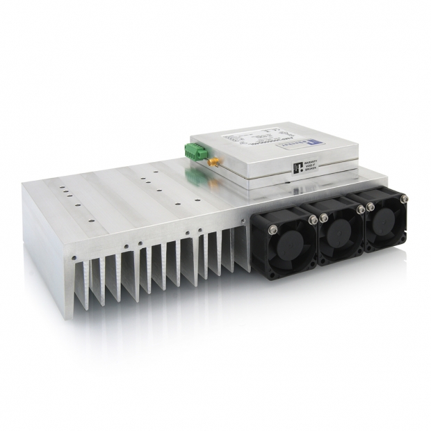 UHS-1-single-amp_fan.jpg UHS-1-single-amp_fan.jpg